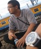 menunggu waktu kereta