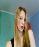 posing i love tht lipstick
